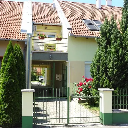 Gere Modern Apartament *